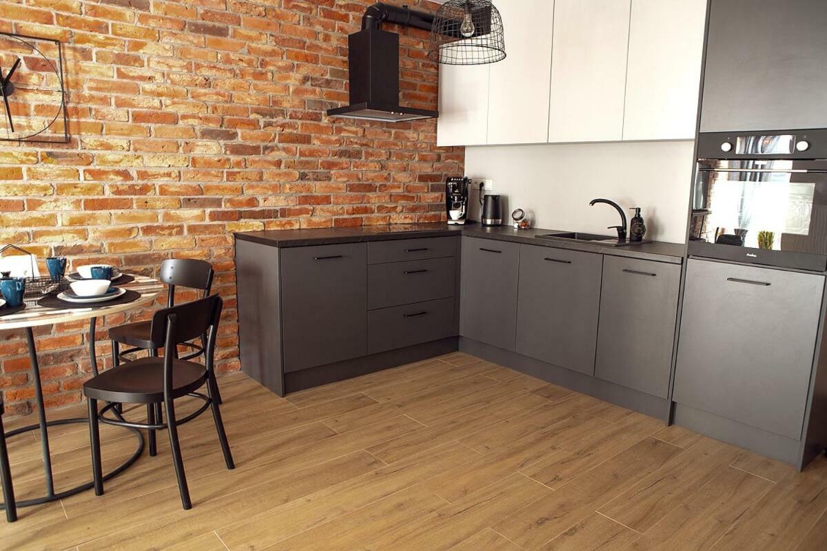 קרקוב Concept Red Apartment מראה חיצוני תמונה